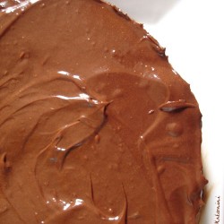 Chocolate and pistacchio cake